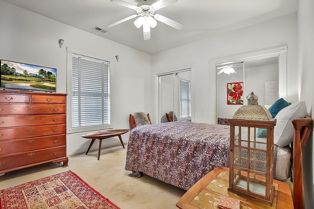 Magnolia Pointe Luster Leaf 4825-102 3 Bedroom Condo