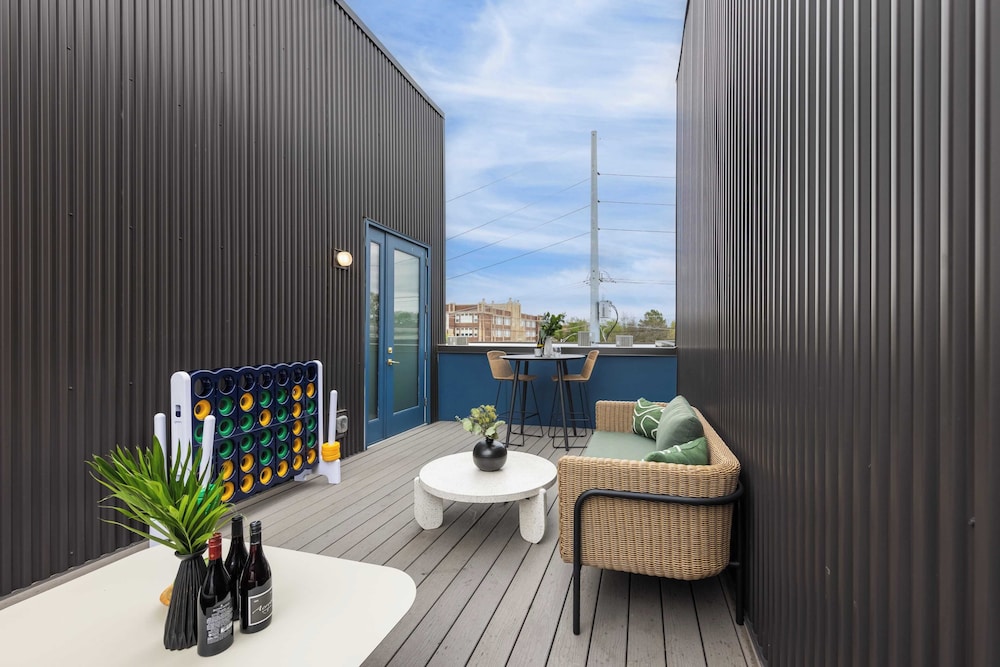 Sleeps 24 Rooftop, Game Room & Outdoor Spaces Just 10 Min to Broadway Outrider by Avantstay