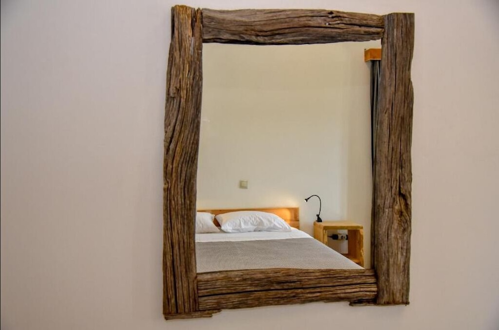 Axilleion Guest House