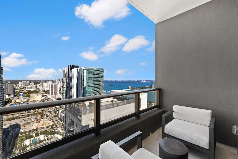 Luxury Condos in Downtown Miami