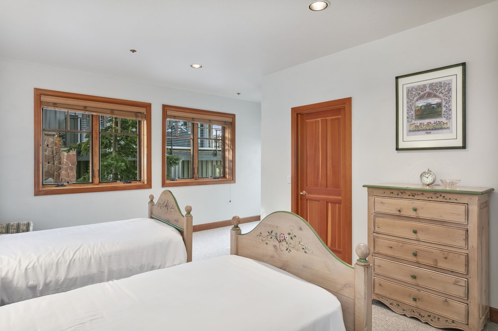 Stag Lodge At Deer Valley Resort - 4 Bed - Spa #37 4 Bedroom Condo
