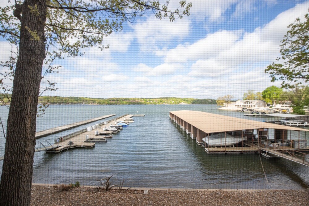 Spacious Family Friendly 3 Bed/3 Bath w/ Amazing Views, Lakeside Pool, & Boat Slip