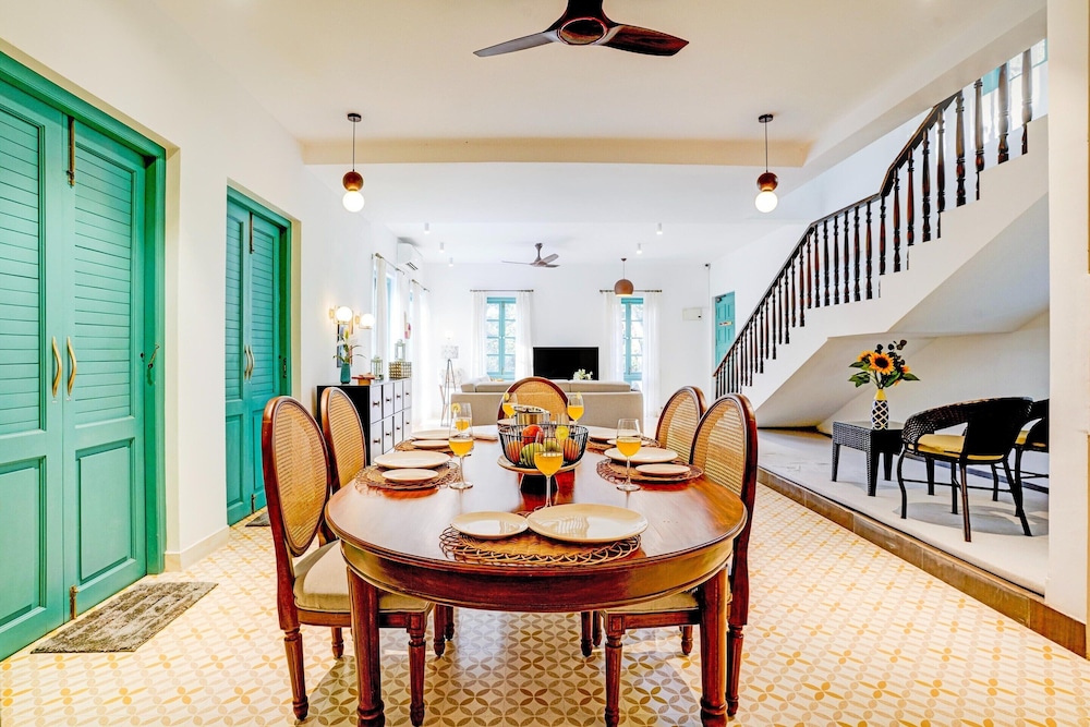 Villa in Siolim Near Morjim Beach