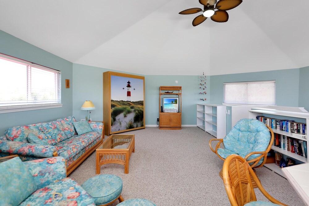 DeLight House