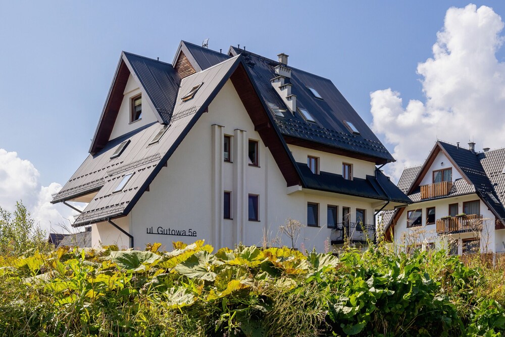 Sweet Murzasichle Apartment by Renters view 5