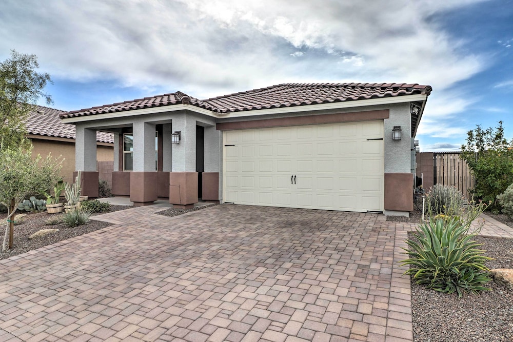 Private Pool: Stunning Goodyear Vacation Rental! view 3