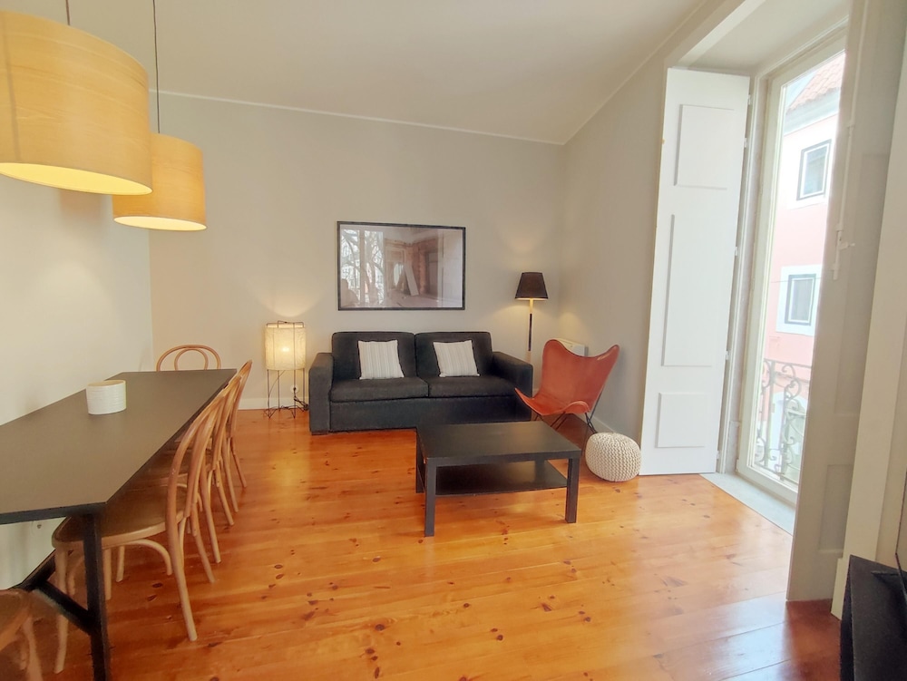 Chic Combro Hideway by Misha S Place view 4