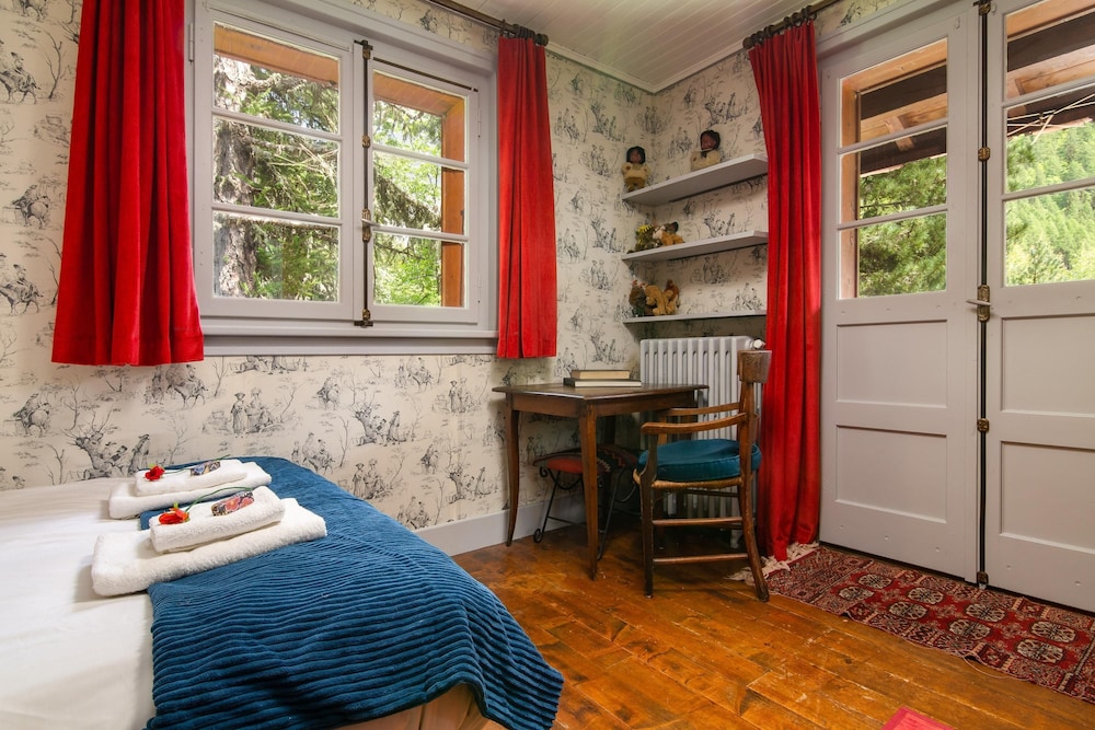 Chalet Ecureuil in Le Tour Argenti re