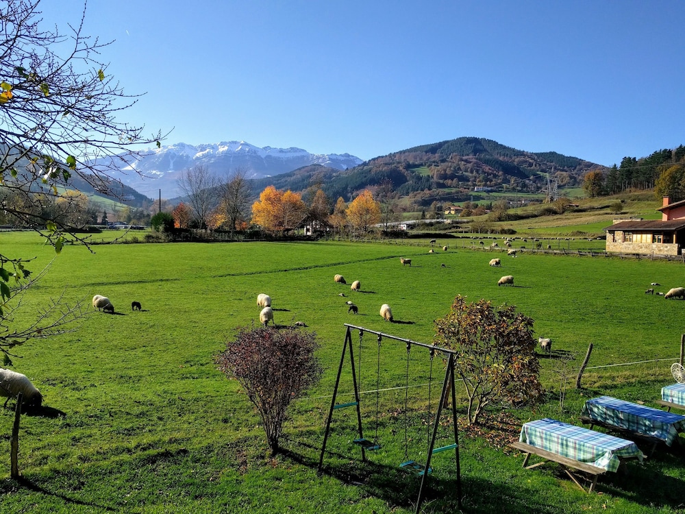 Agroturismo y apartamentos Ondarre