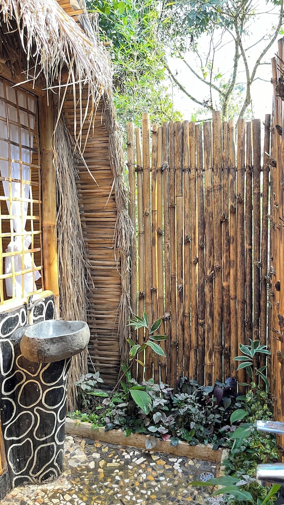 elbamboo guesthouse
