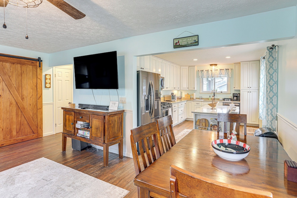 Walk to Sandusky Bay: Home w/ Hot Tub & Fire Pit!