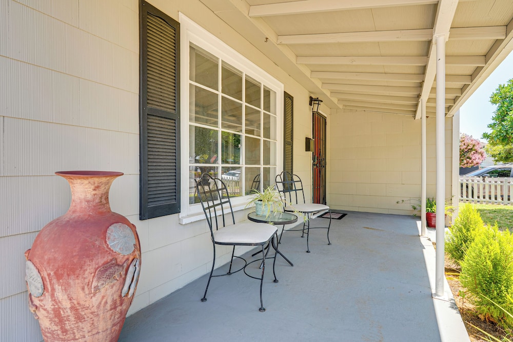 < 1 Mi to Oakland A's Park: West Sacramento Home