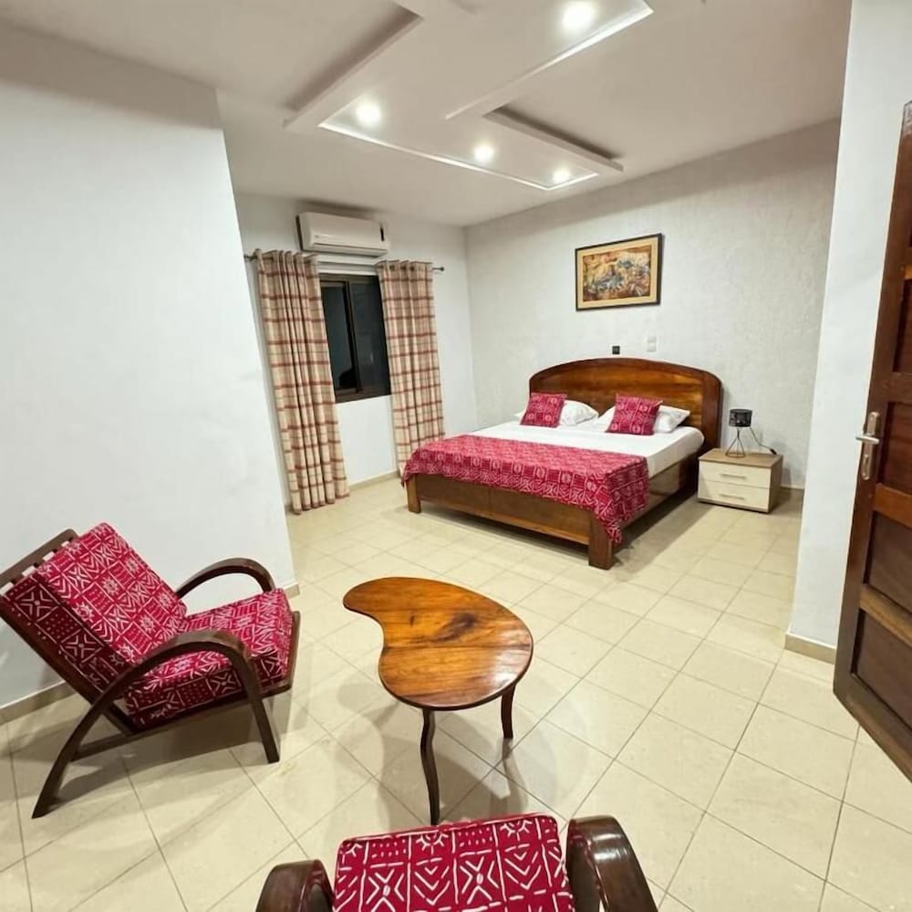 Lome Bamboo Lodge