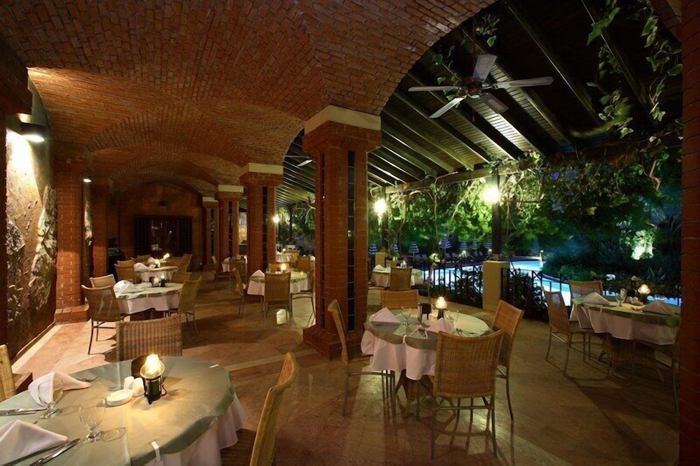 Zeytinada Otel - Image 38