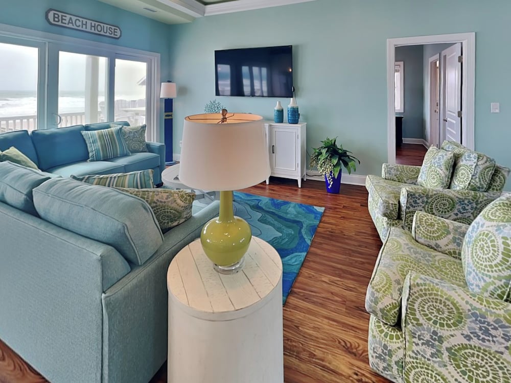 Sandy Feet by Topsail Realty