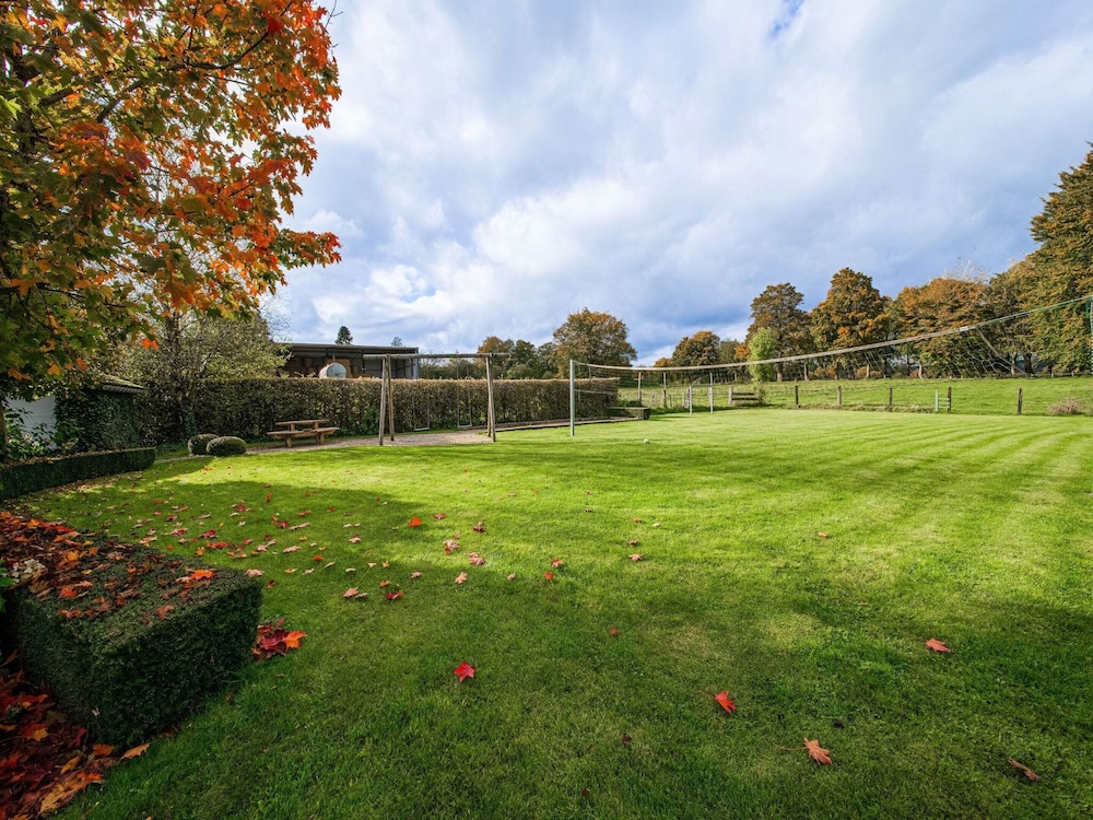 Charming Cottage with Hot Tub & Sauna, High Fens view 3