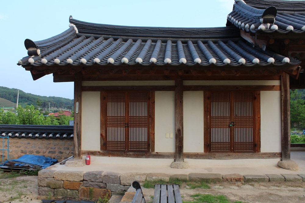 Ongyejongtaek Sambaekdang