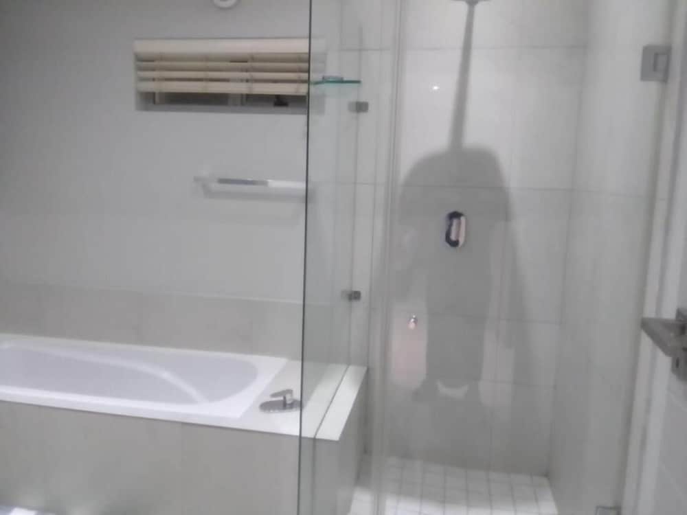 Luxury Apartment in Sandown