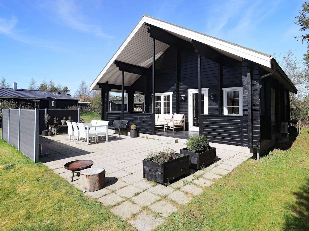 7 Person Holiday Home in Logstor view 3