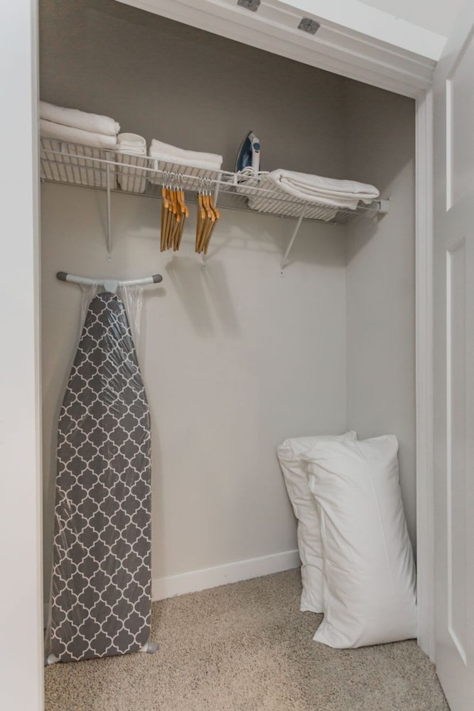 Cozysuites Musicrow Classy 1BR w Free Parking 09, Foto 60