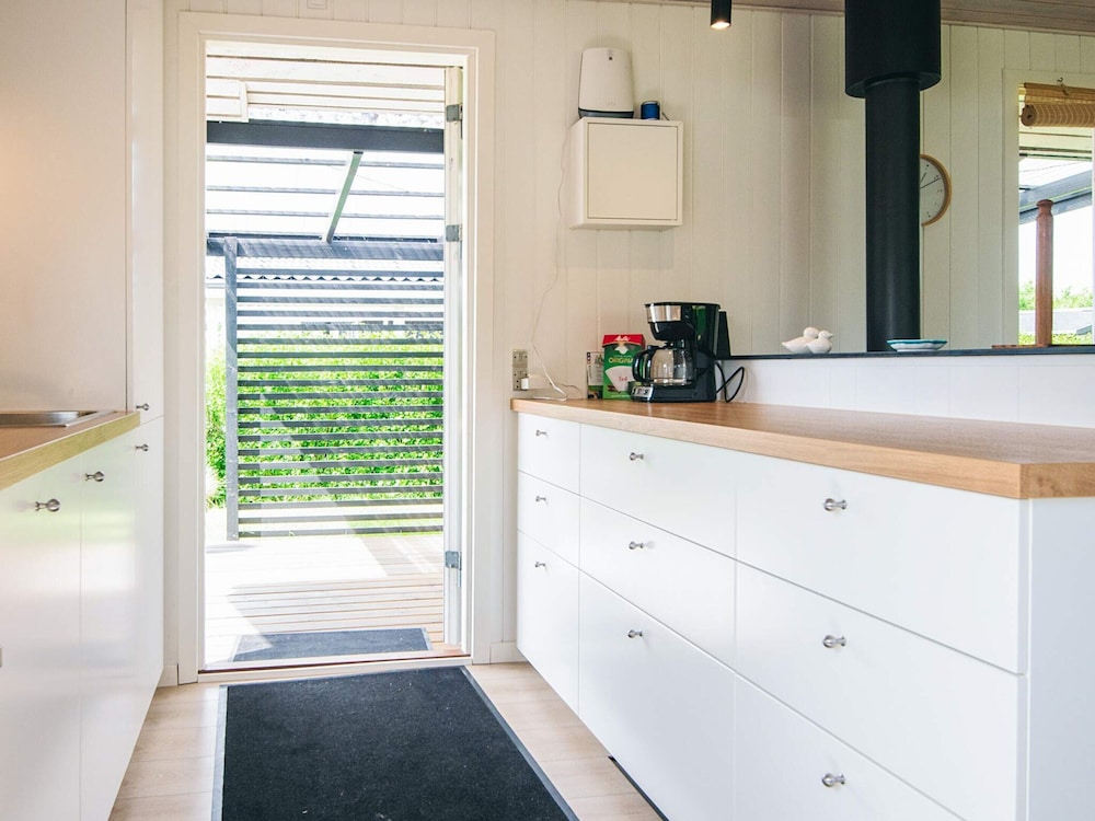 6 Person Holiday Home in Juelsminde