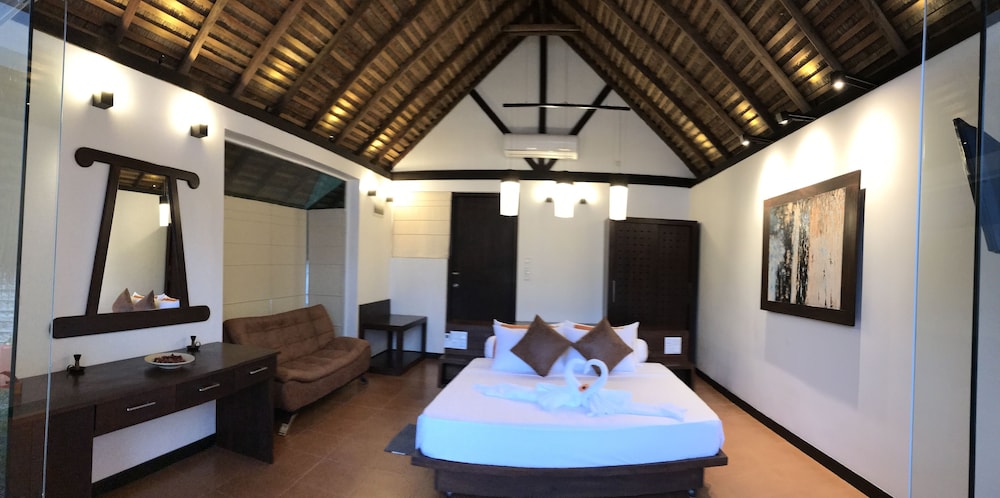Blue Whale beach boutique Resort