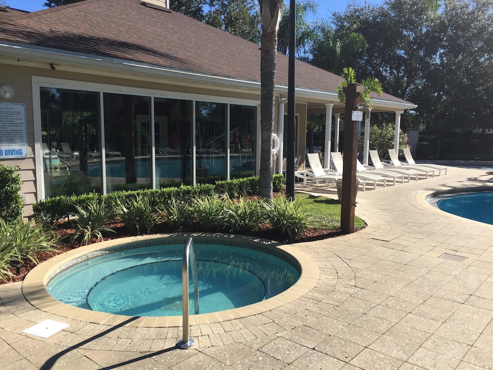 Villa Cristina - Lucaya Village - Image 3