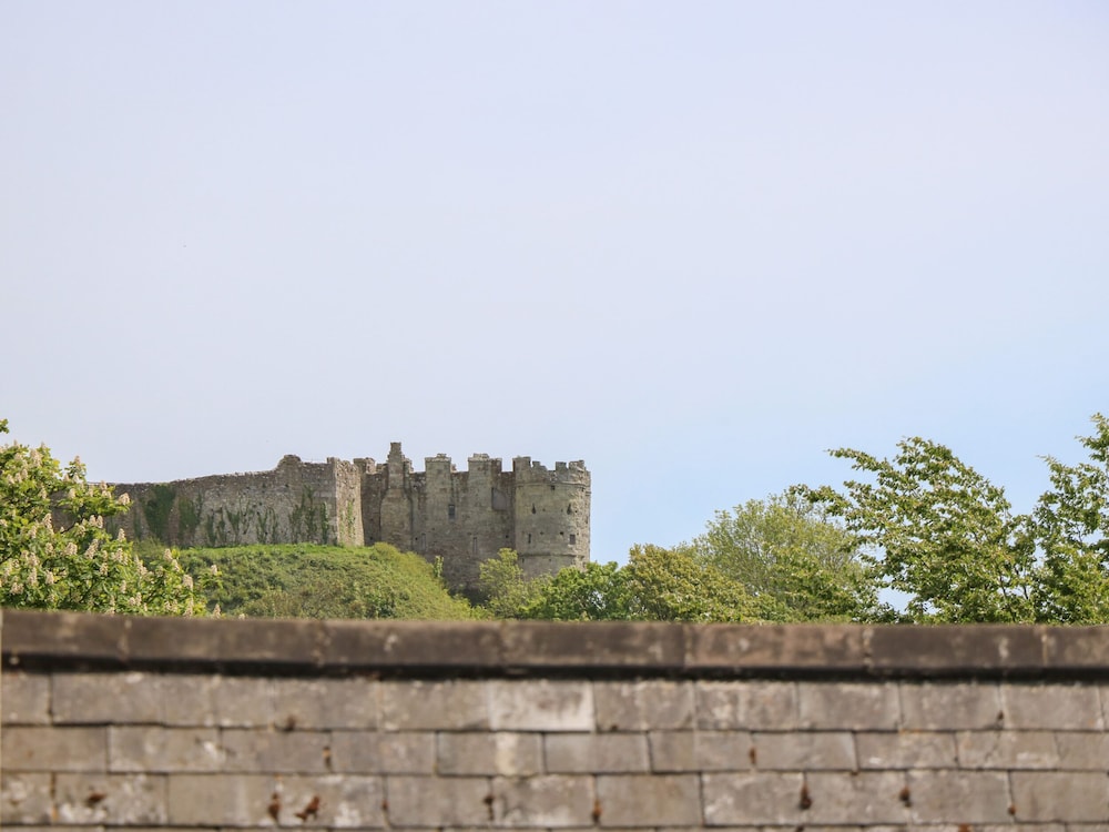 Castle Cottage