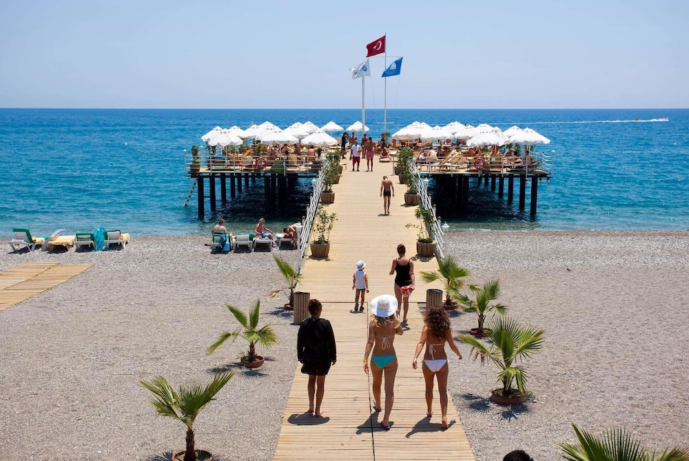 Limak Limra Hotel & Resort