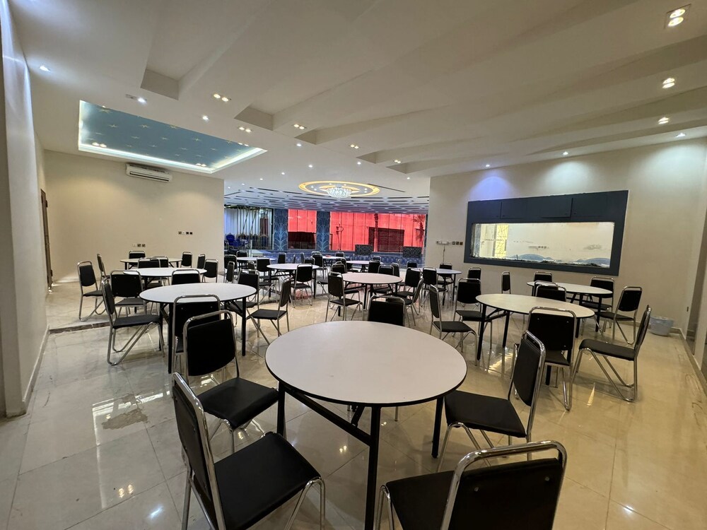 meeting & event spaces