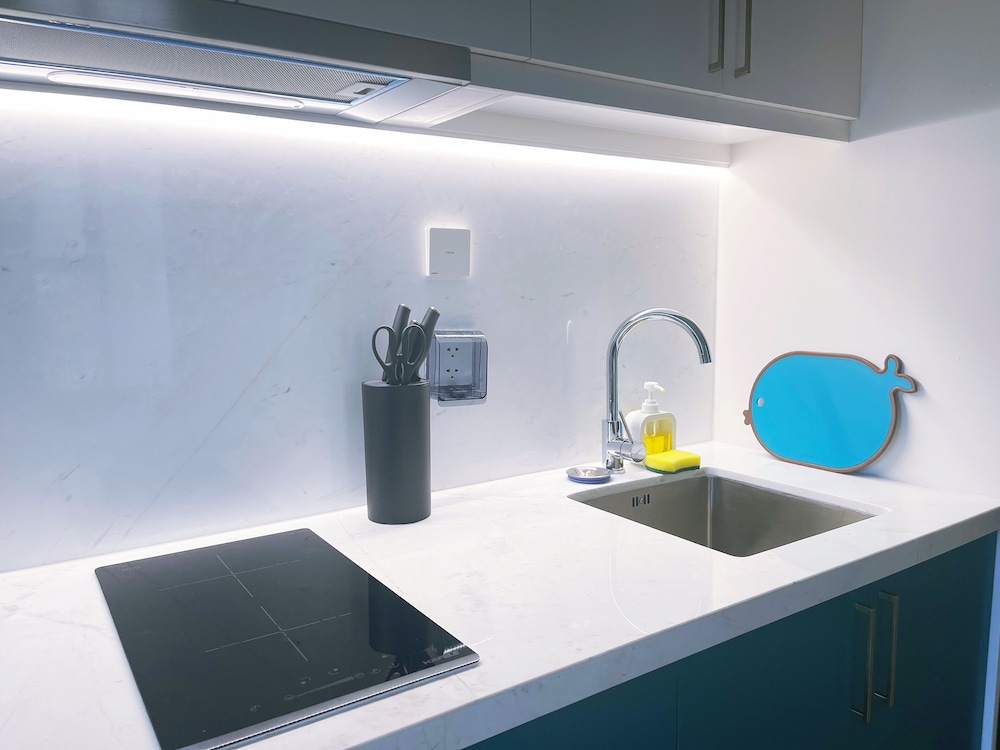 We Young Apartments by HOFs - Fireworks & Ocean view
