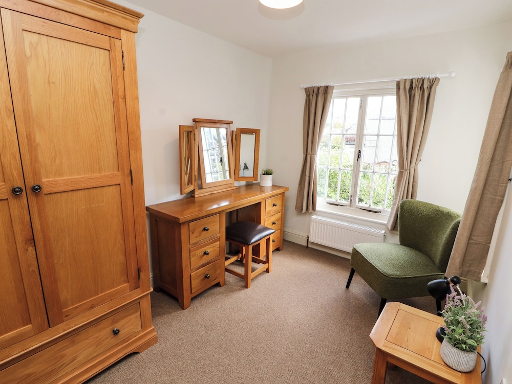 Holborn Cottage, Blencathra Street
