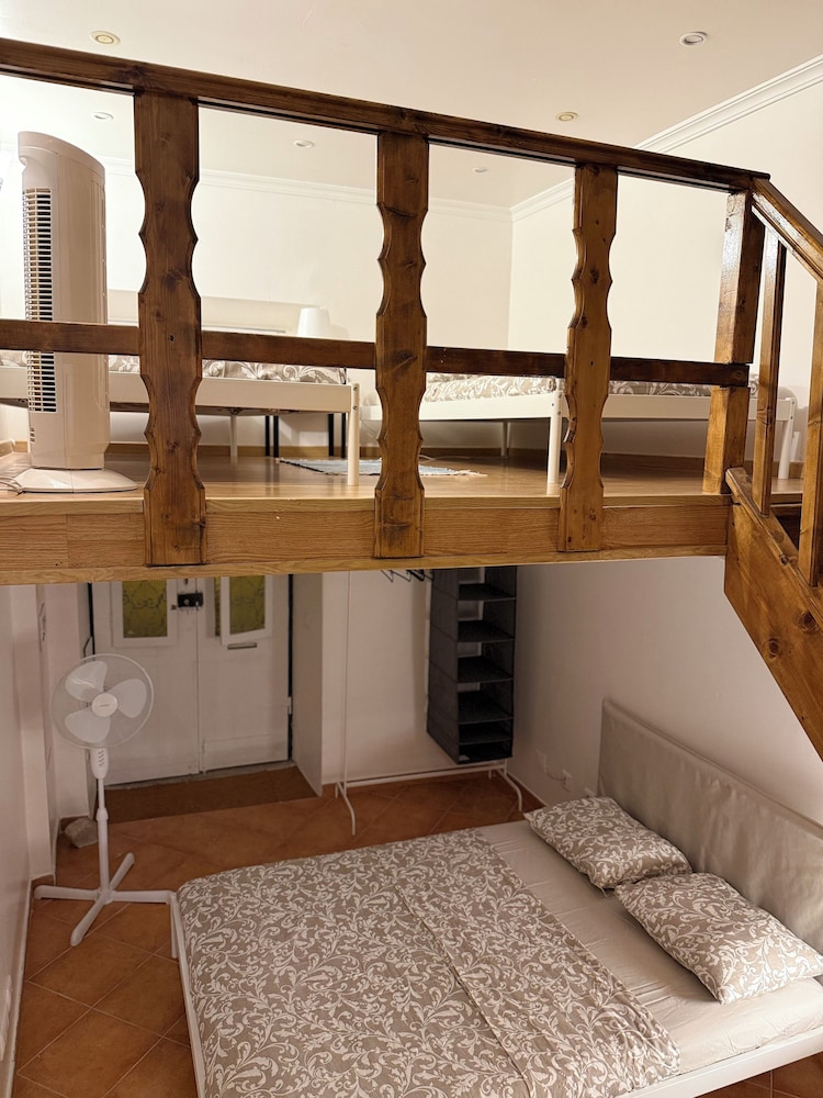 Faro Coast Guest House