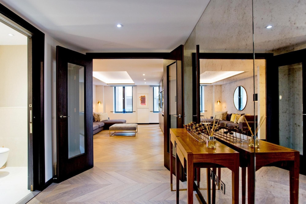 hotel reception