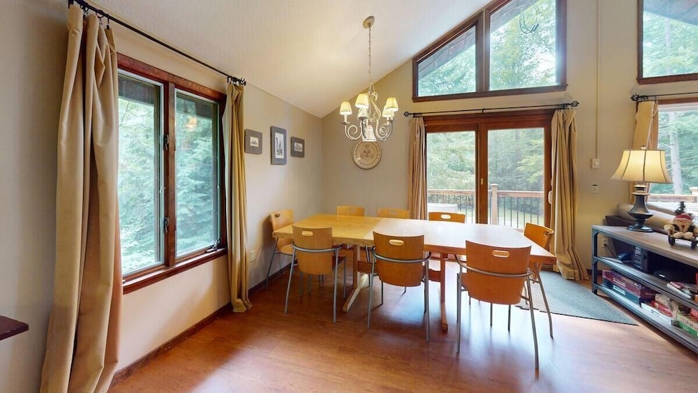 Dean Hill Chalet