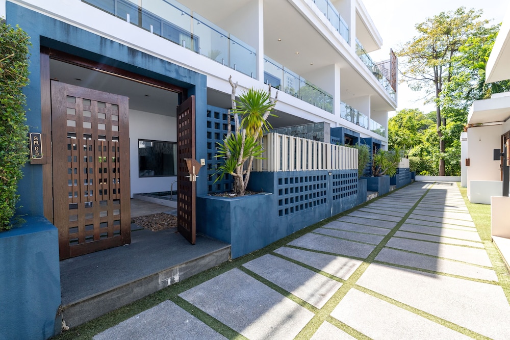 Phuket Moonlit Bay Seaview Resort&Spa