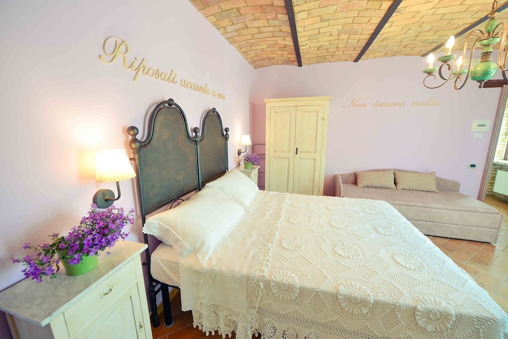 Casale905