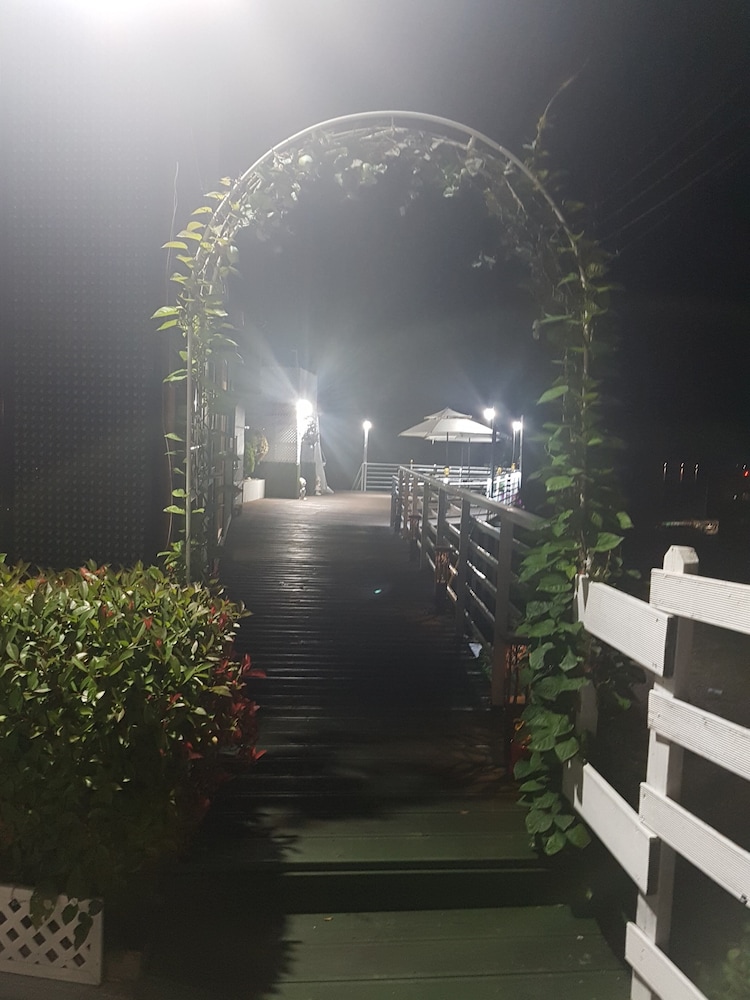Tongyeong Iris Pension