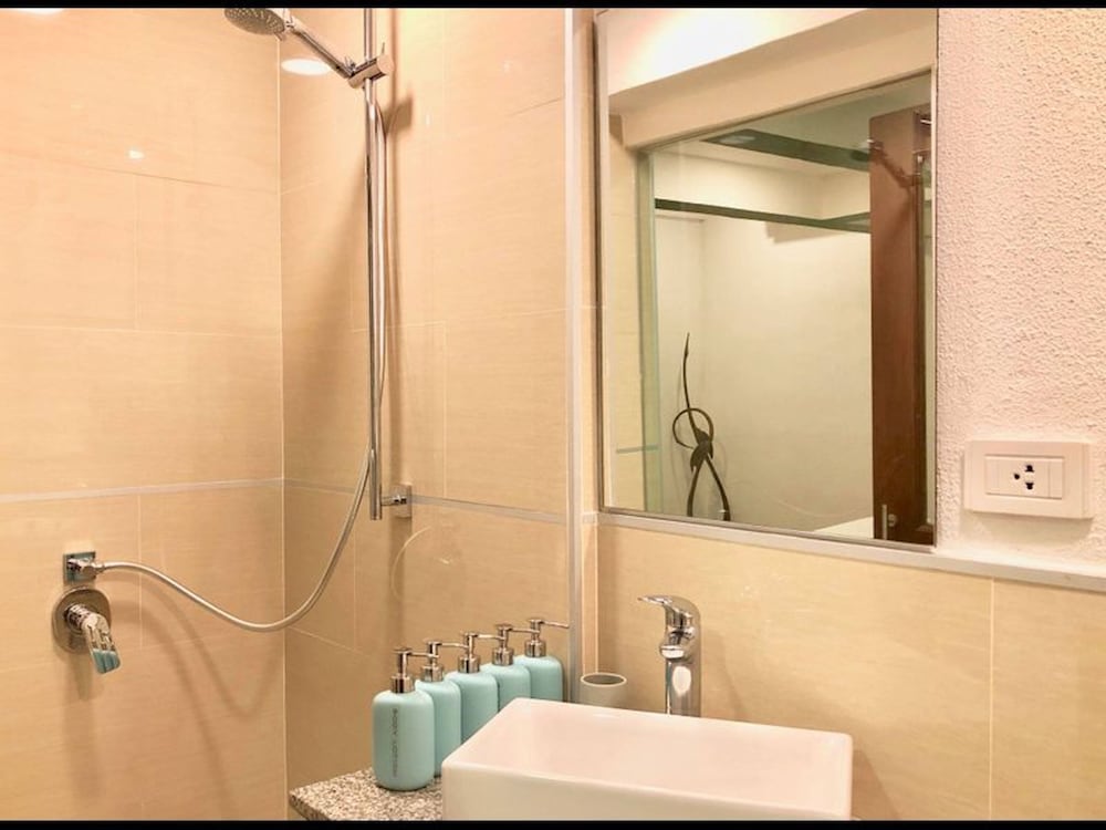 Fabulous Ground Floor Studio Dasiri Downtown Residence