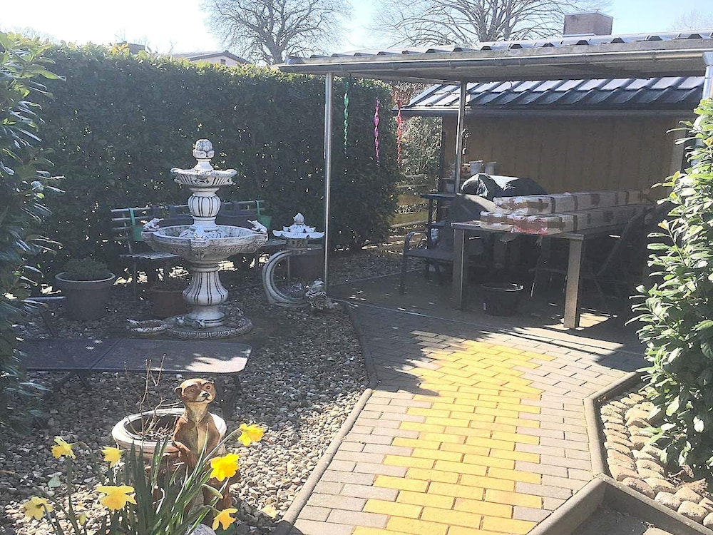 Snug Apartment in Grevesmuhlen With Terrace