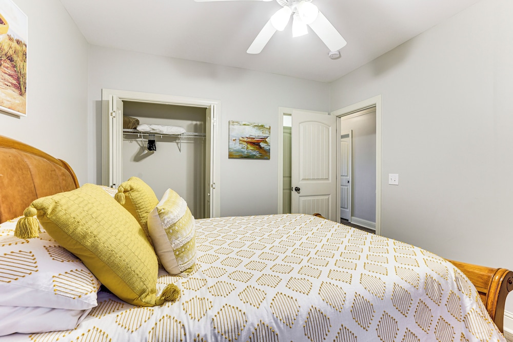 Private Patio, Decks: Waterfront Eatonton Townhome