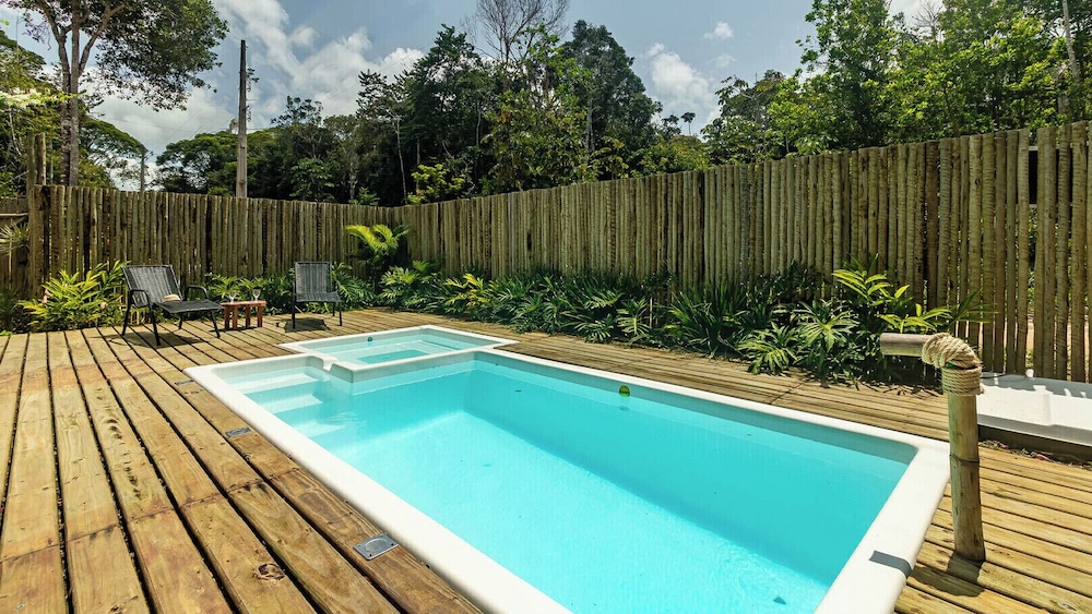 Itaka Reserva Piscina Hidro e Churrasqueira