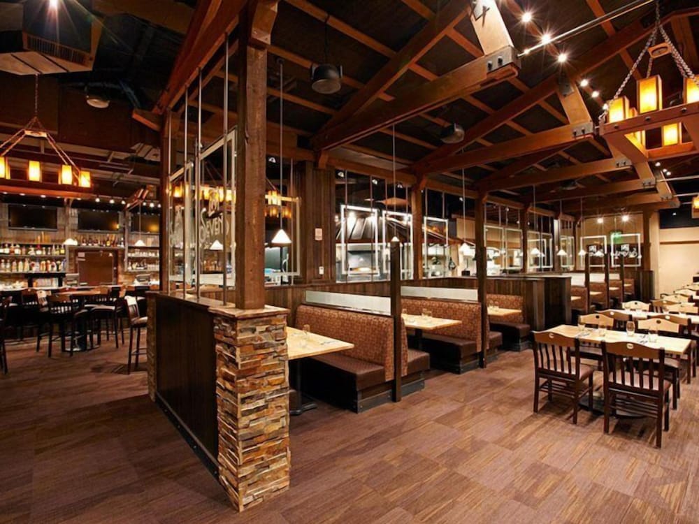 Breck_grandlodge_peak7_2bd