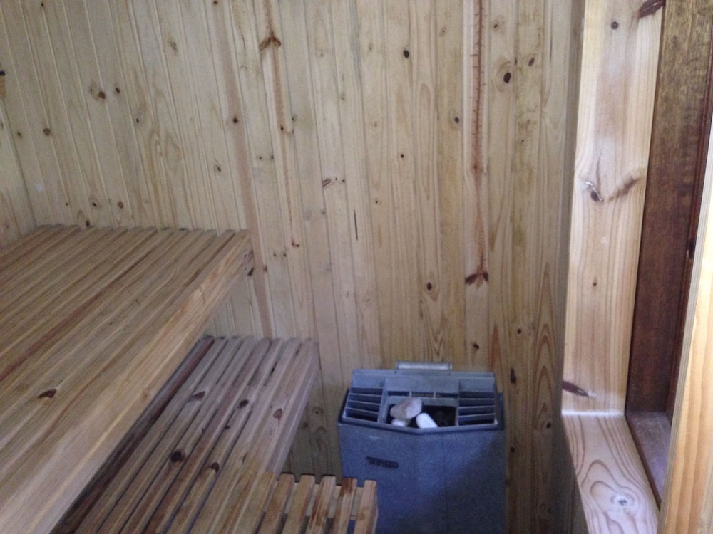 Photo 33