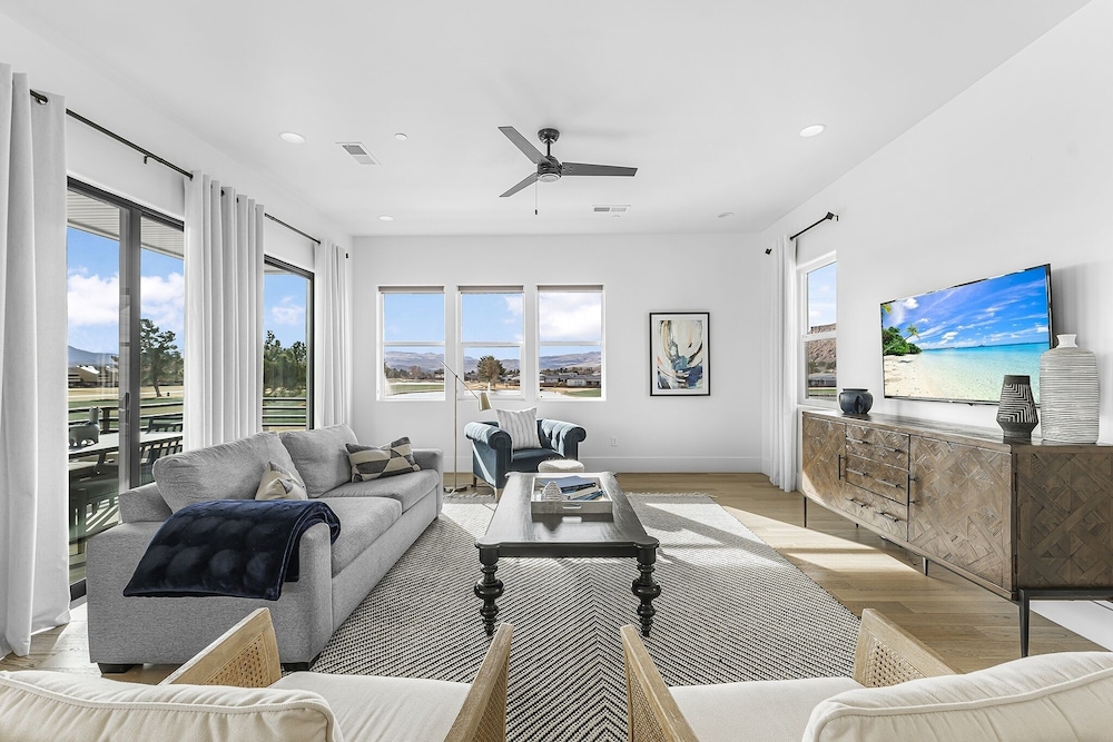 Tee For Two 6 Bedroom Condo