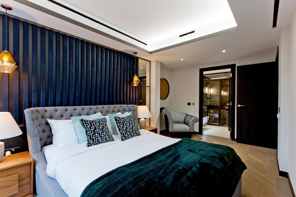 3-bed Deluxe Apt 205