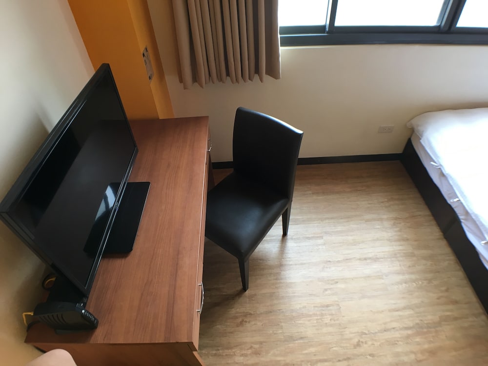Taichung Go-Around Hostel