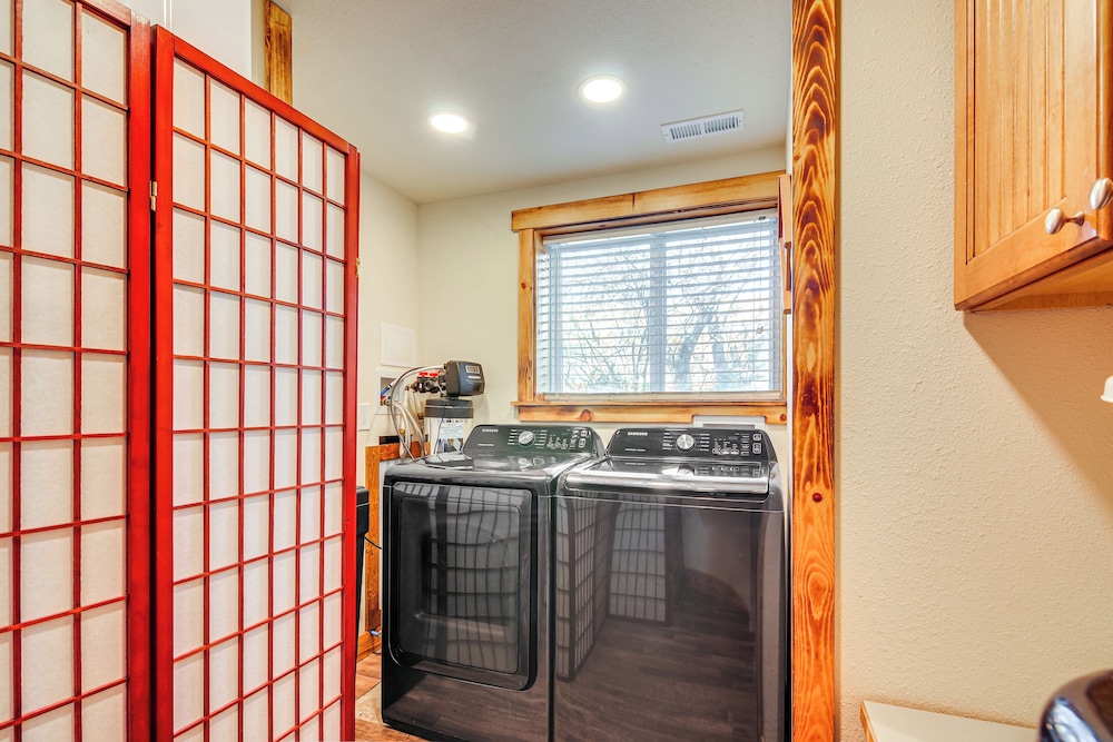 'will's Place' Utah Family Getaway: Hot Tub & Yard