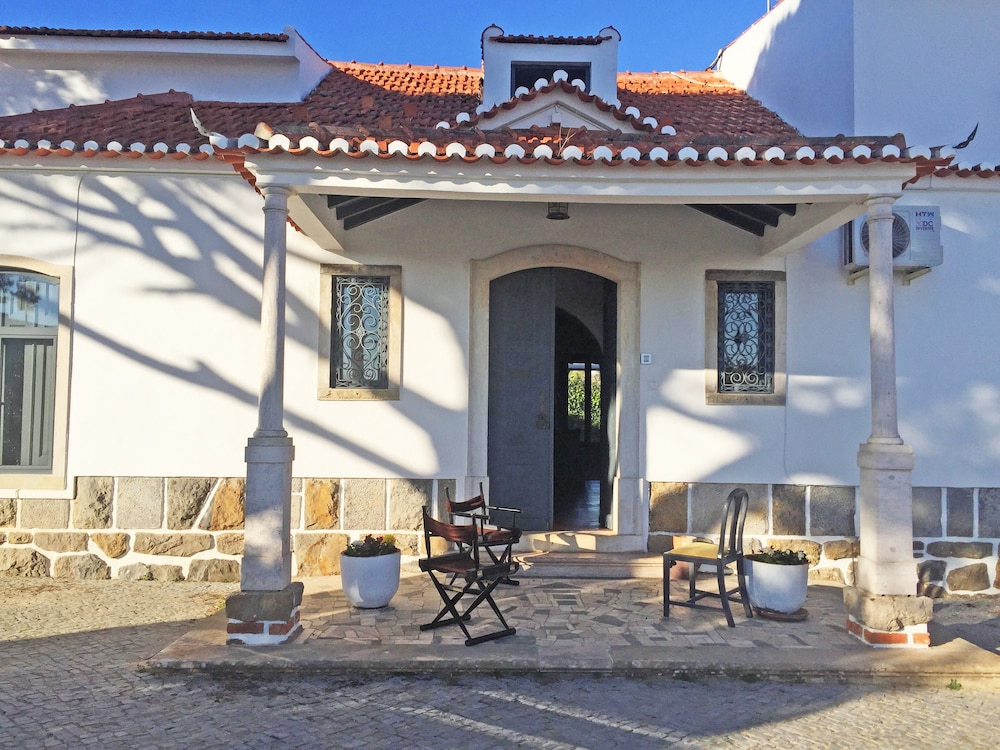 Tea & Jazz Guest House Cascais