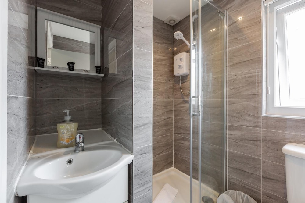 Pemberton House By Smart Corporate Stays